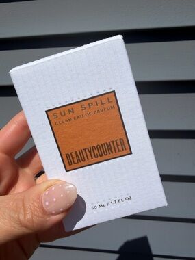 Beautycounter Sun Spill Clean Eau de Parfum - Burnt Orange